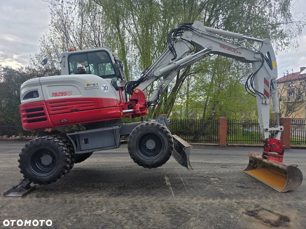 Takeuchi TB 295W Powertilt - 16