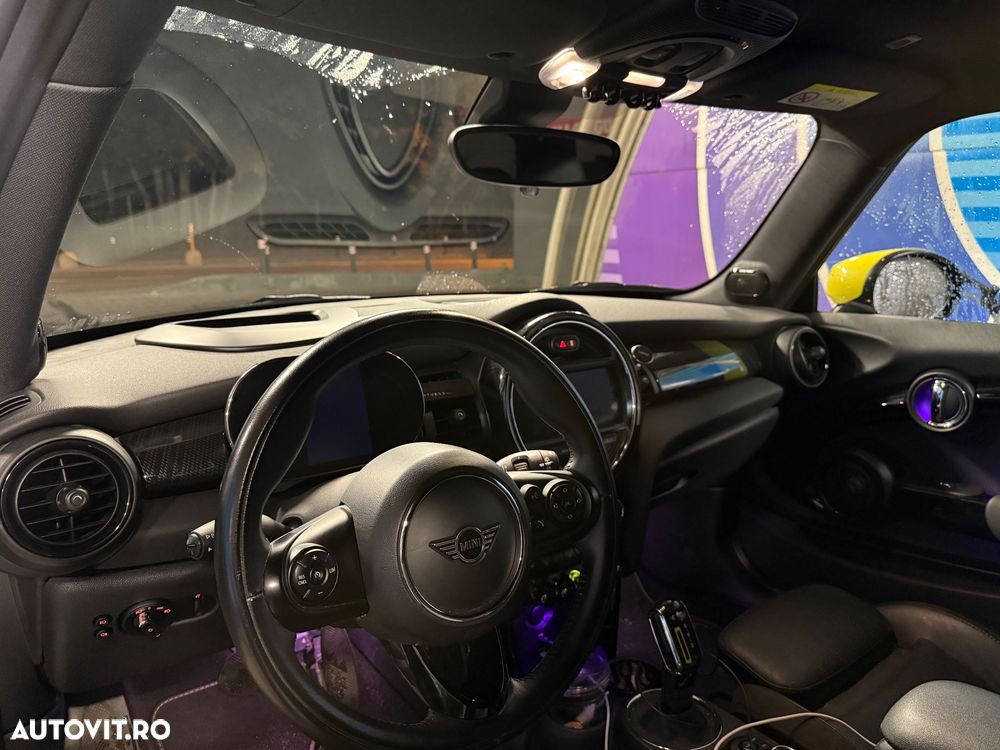 Mini Cooper SE Standard - 11