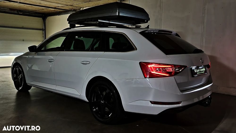 Skoda Superb 1.6 TDI DSG Ambition - 37