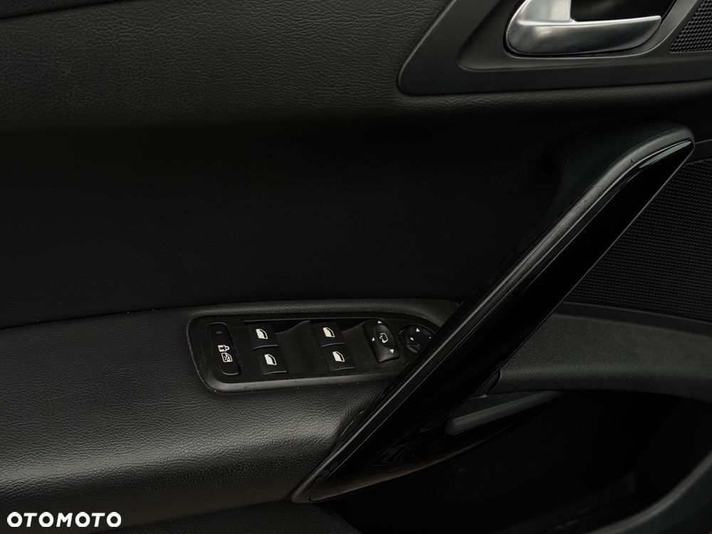 Peugeot 508 HDi FAP 140 Allure - 26