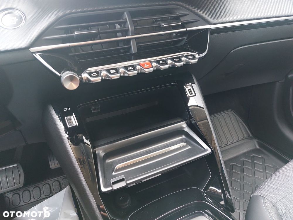 Peugeot 208 1.2 PureTech Allure Pack S&S EAT8 - 19