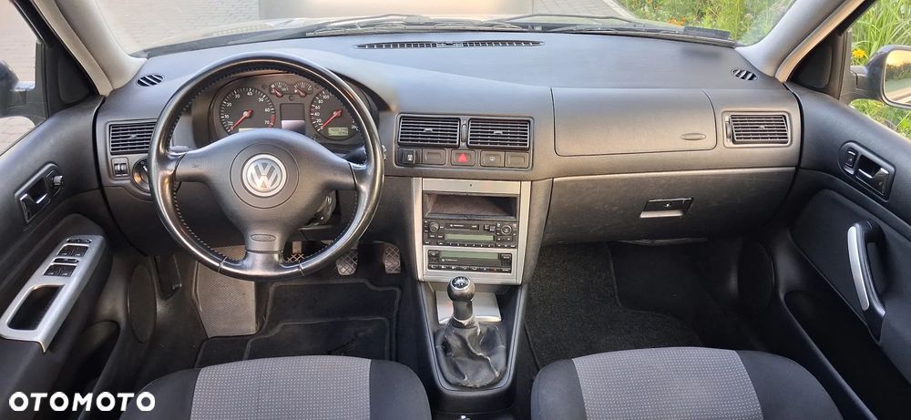 Volkswagen Golf 1.6 Basis - 9