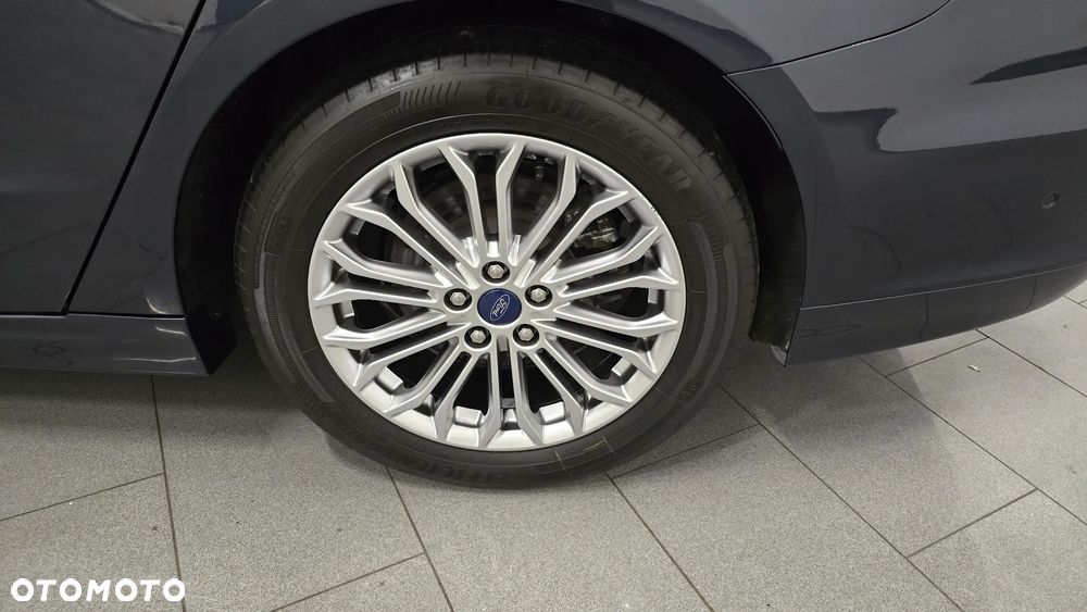 Ford Mondeo 2.0 Hybrid Executive Plus - 11