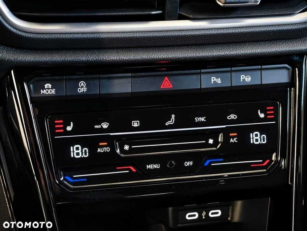 Volkswagen T-Roc - 20
