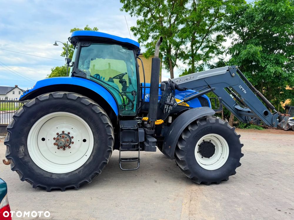 New Holland T 7050 - 19