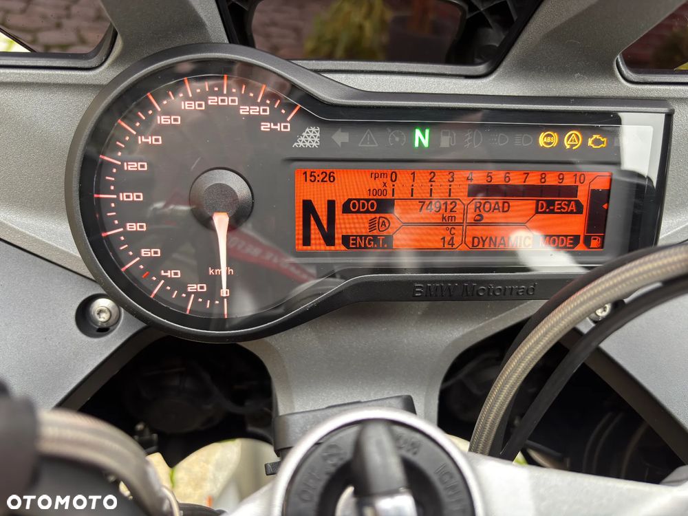 BMW R - 8