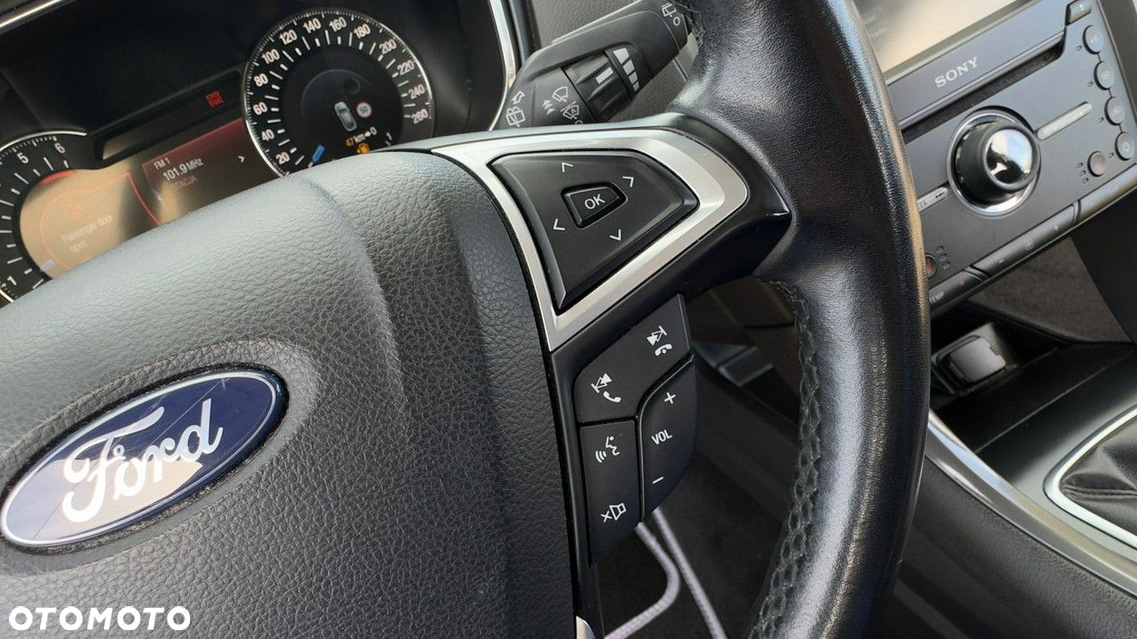 Ford Mondeo - 23