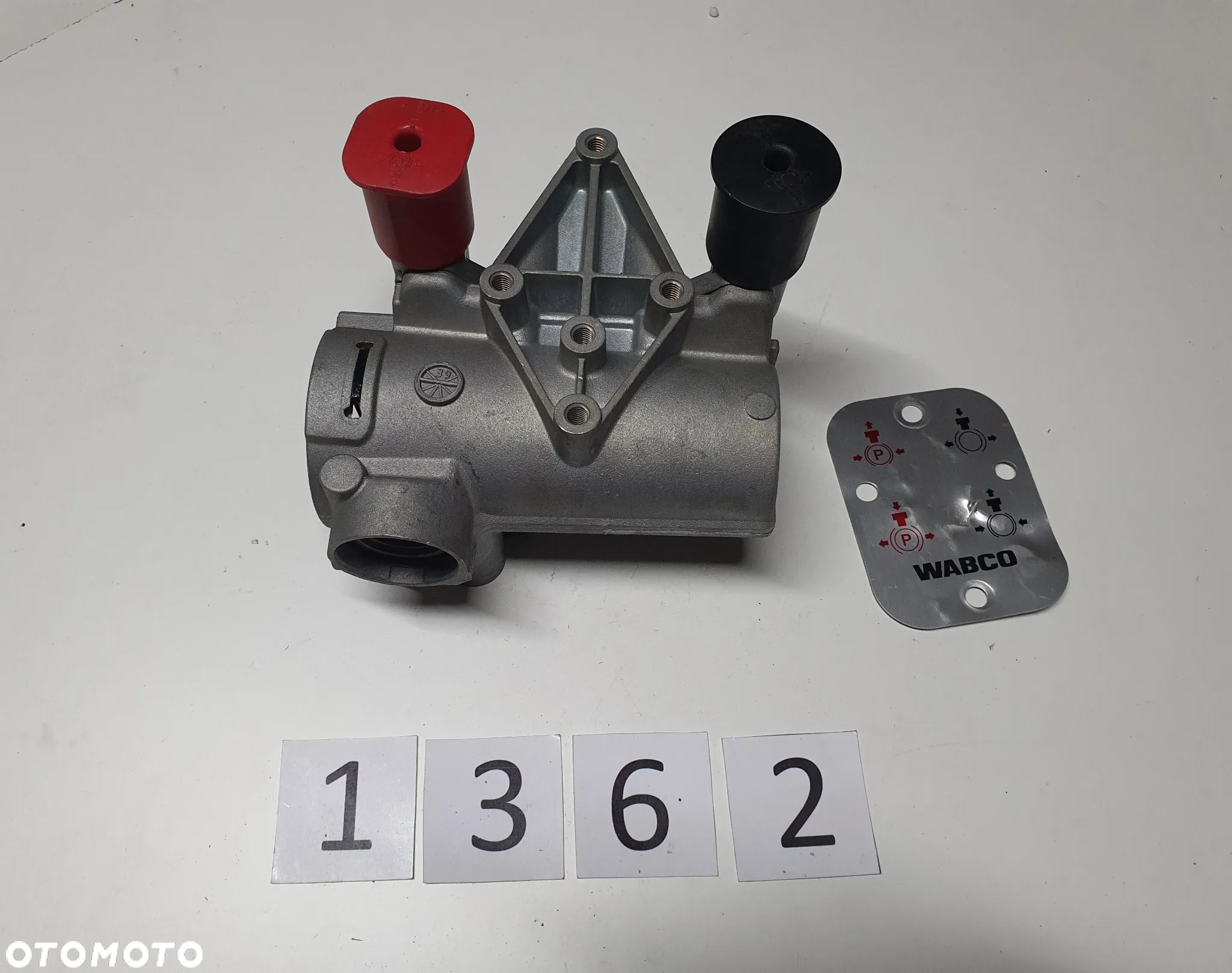 Zawór hamulcowy, luzujący naczepy EBS Wabco 9710029000 - 8