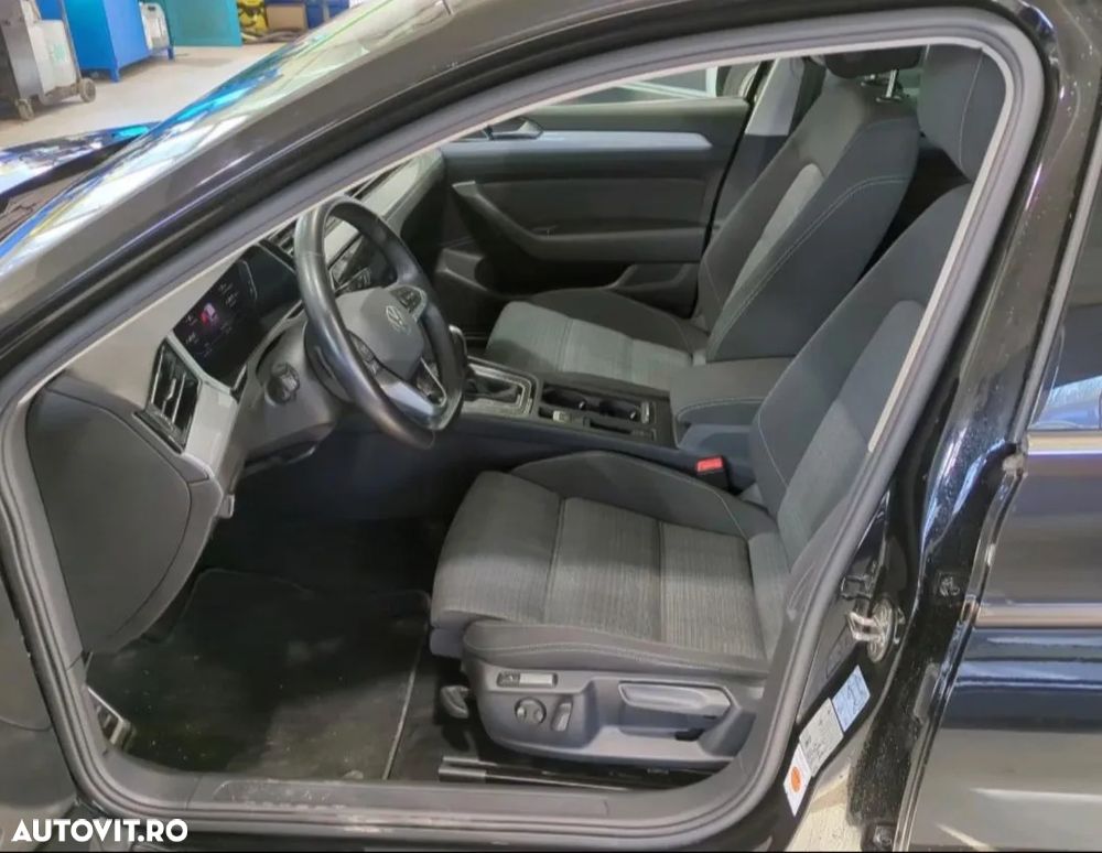 Volkswagen Passat Variant 2.0 TDI DSG Business - 13
