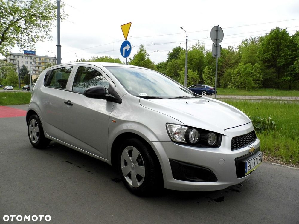 Chevrolet Aveo - 5