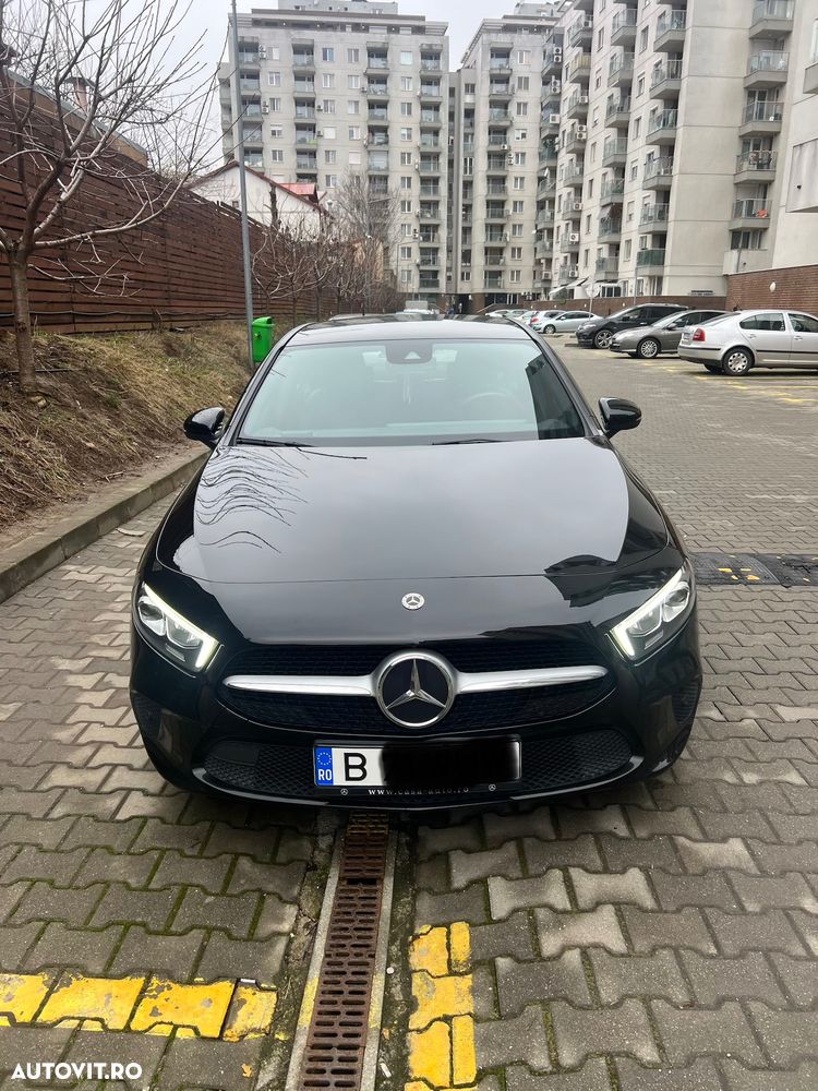 Mercedes-Benz A 220 d Sedan 8G-DCT - 3