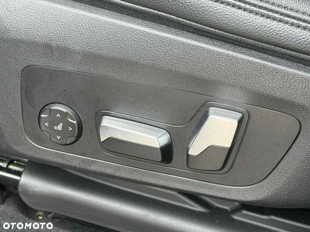 BMW X3 xDrive20i Advantage sport - 17