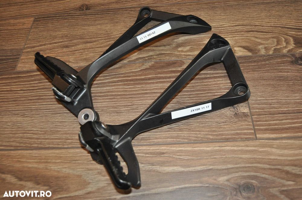 Parbriz catalizator oglinzi suport numar Kawasaki ZX10R 2011 - 4