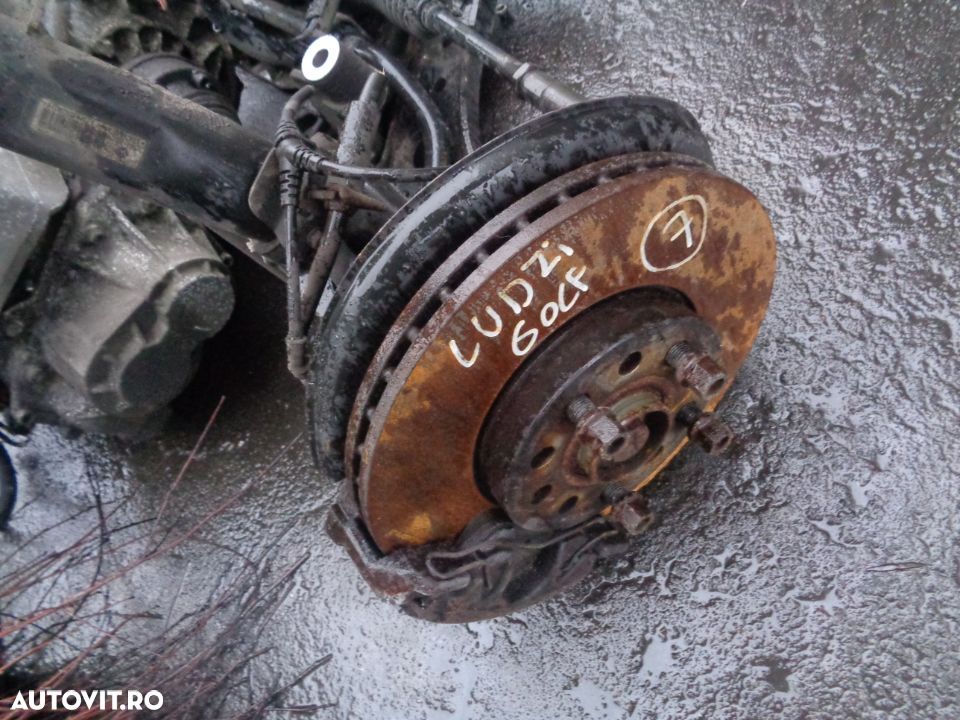 Vand Fuzeta Fata Stanga Volkswagen Golf 6 1.4 TSI 122 CP din 2009 - 1