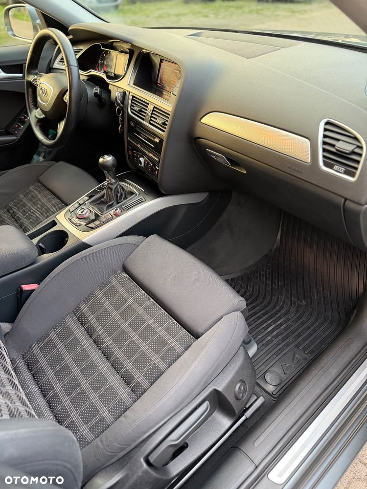 Audi A4 Avant - 13