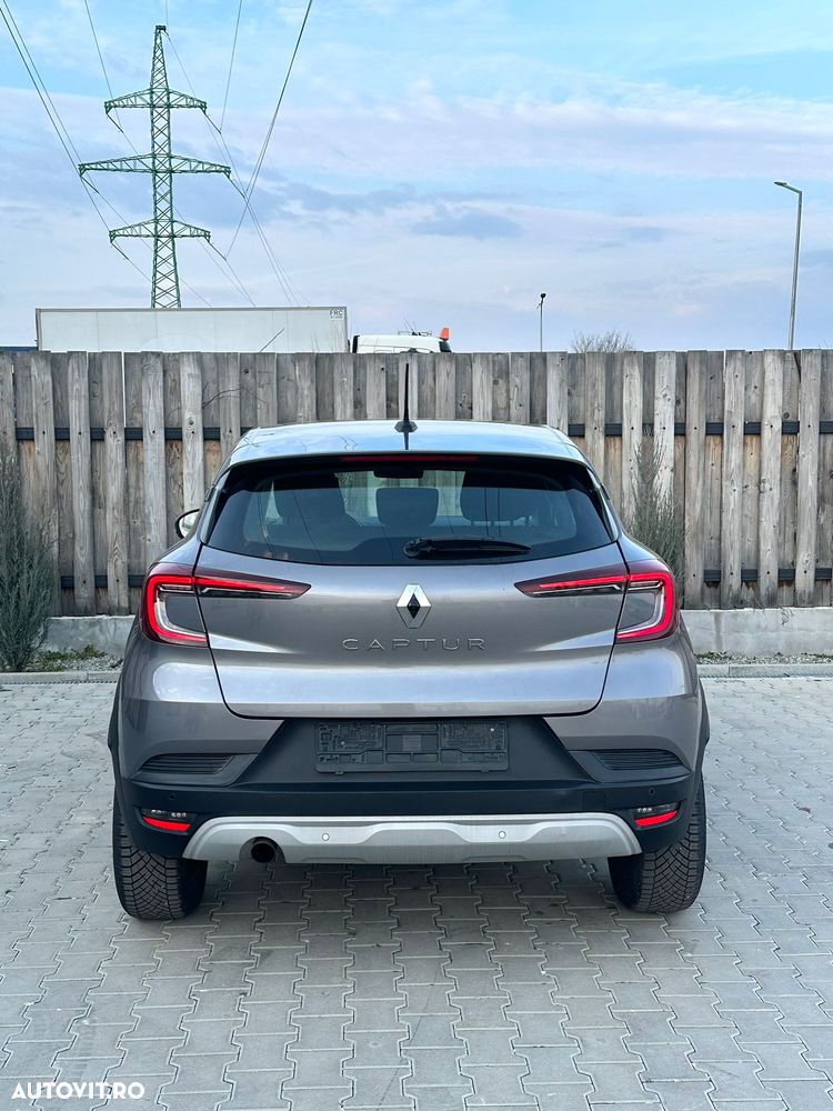 Renault Captur BLUE dCi 115 EDC BUSINESS EDITION - 14