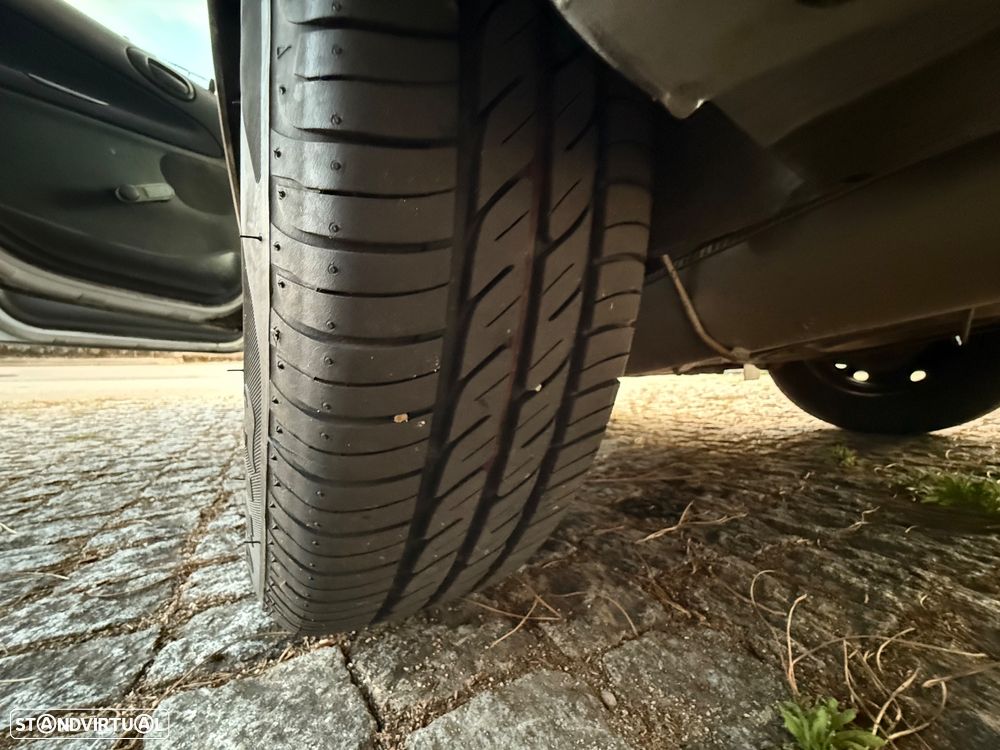 Peugeot 206 1.1 XR - 10