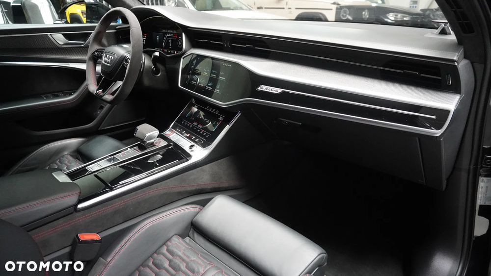 Audi RS6 Avant - 8