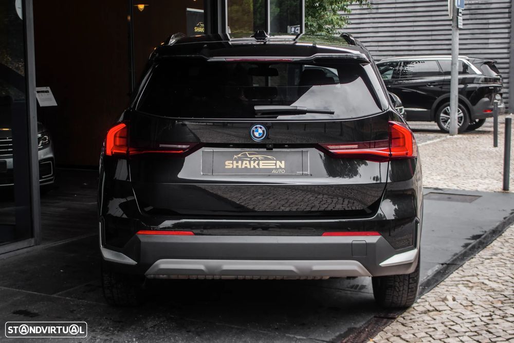BMW X1 xDrive25e Aut. — fotografia 9