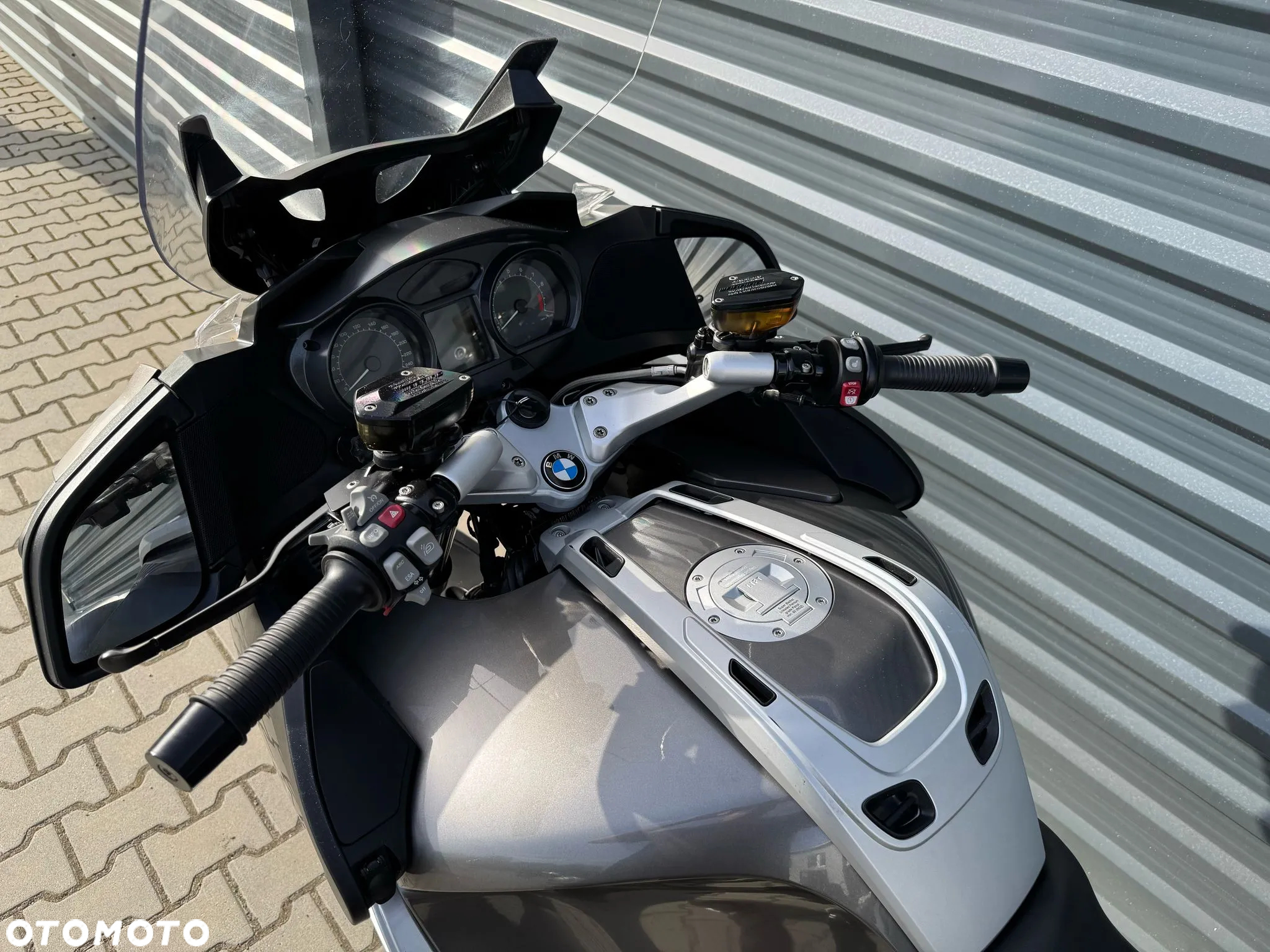 BMW R - 7