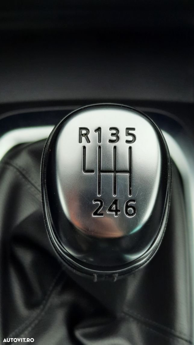 Renault Megane - 11