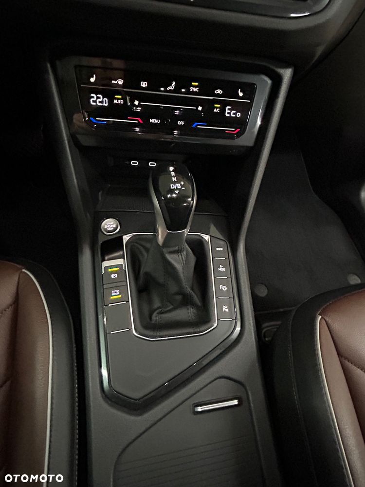 Volkswagen Tiguan 1.5 TSI EVO Elegance DSG - 9