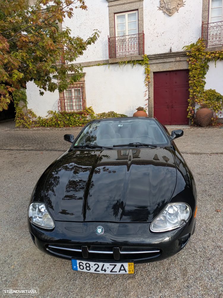 Jaguar XK - 2