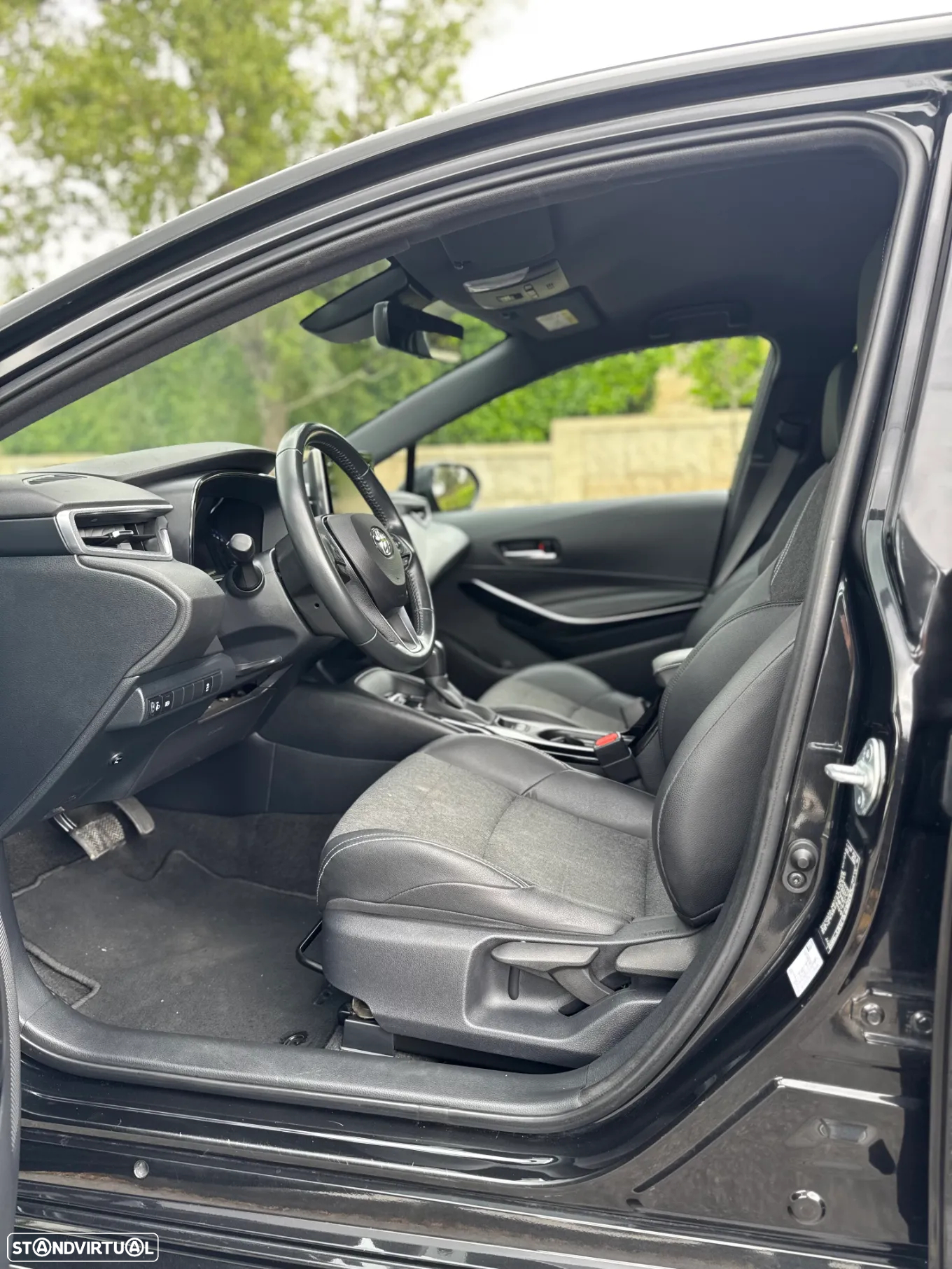 Toyota Corolla Touring Sports 1.8 Hybrid Comfort+P.Sport - 16