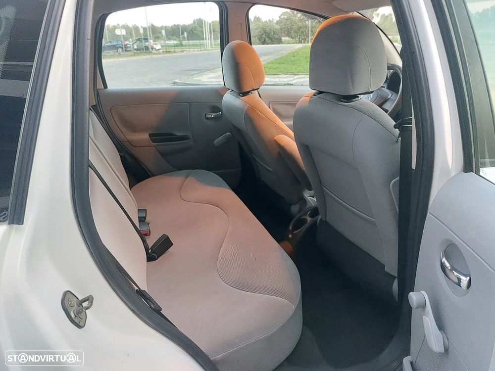 Citroën C3 1.4 HDi Exclusive - 18