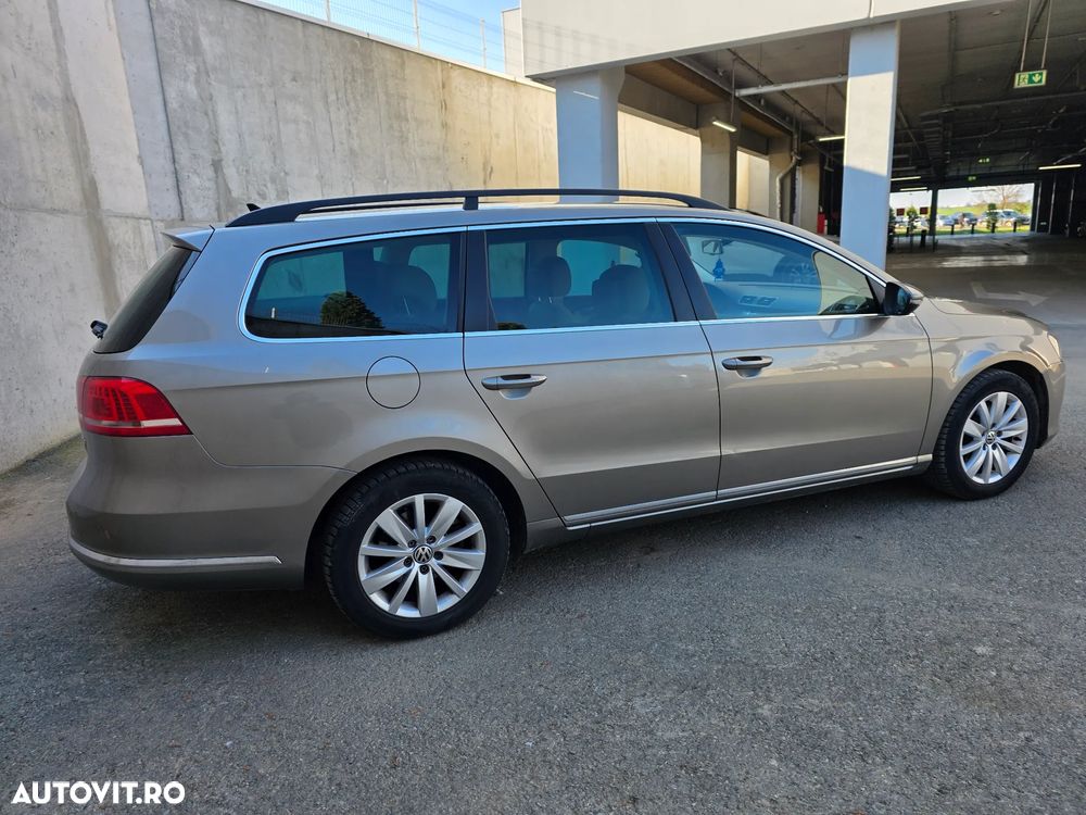 Volkswagen Passat Variant 2.0 TDI BlueMotion Technology DSG Comfortline - 9