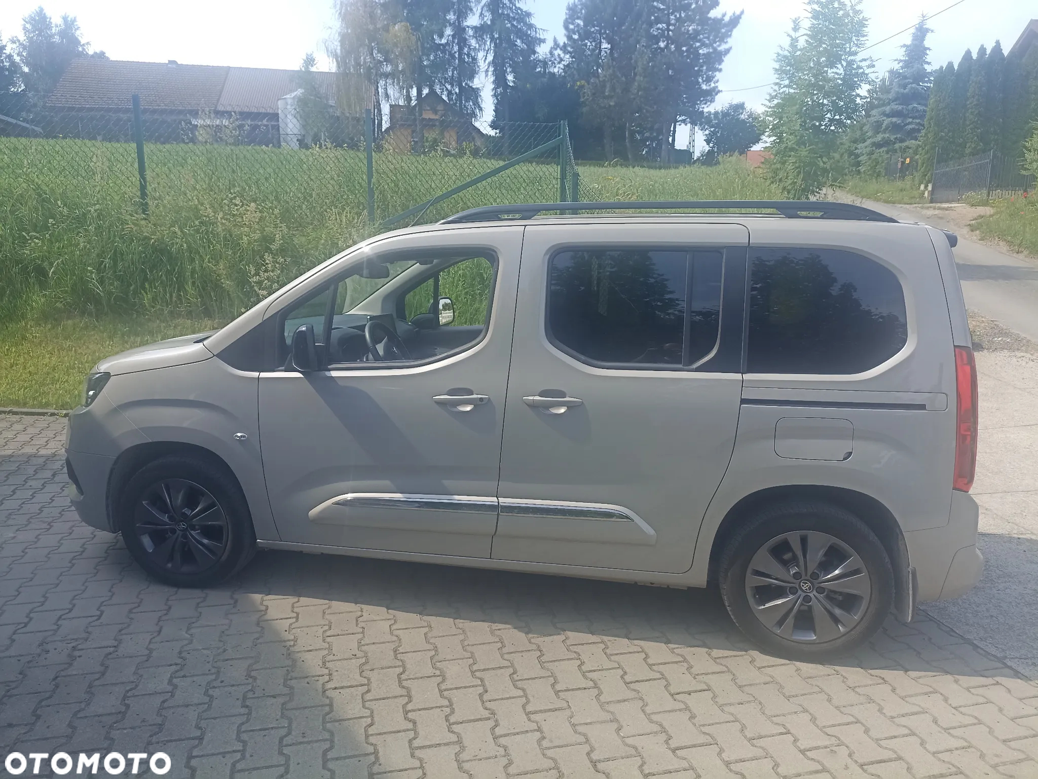 Toyota Proace City Verso 1.5 D-4D Family - 5