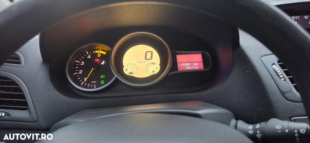 Renault Megane - 8