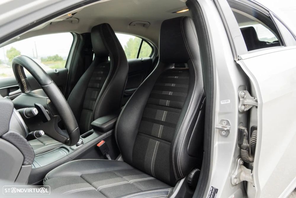 Mercedes-Benz A 180 d Style Plus Aut. - 40