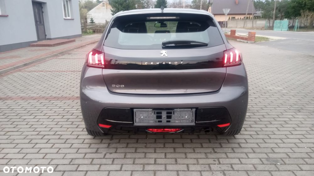 Peugeot 208 PureTech 100 Allure - 5