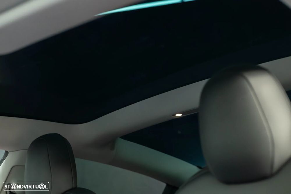 Tesla Model 3 Standard Range Plus RWD - 33