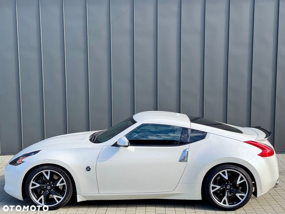 Nissan 370 Z 3.7 V6 GT Edition - 8