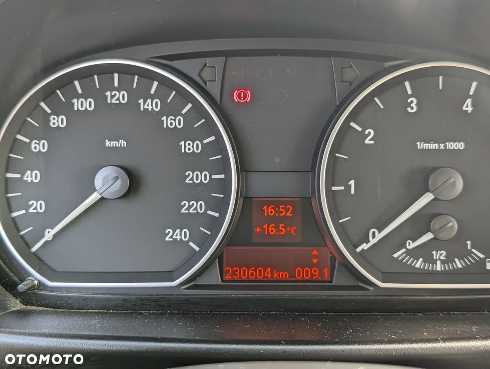 BMW Seria 1 - 10