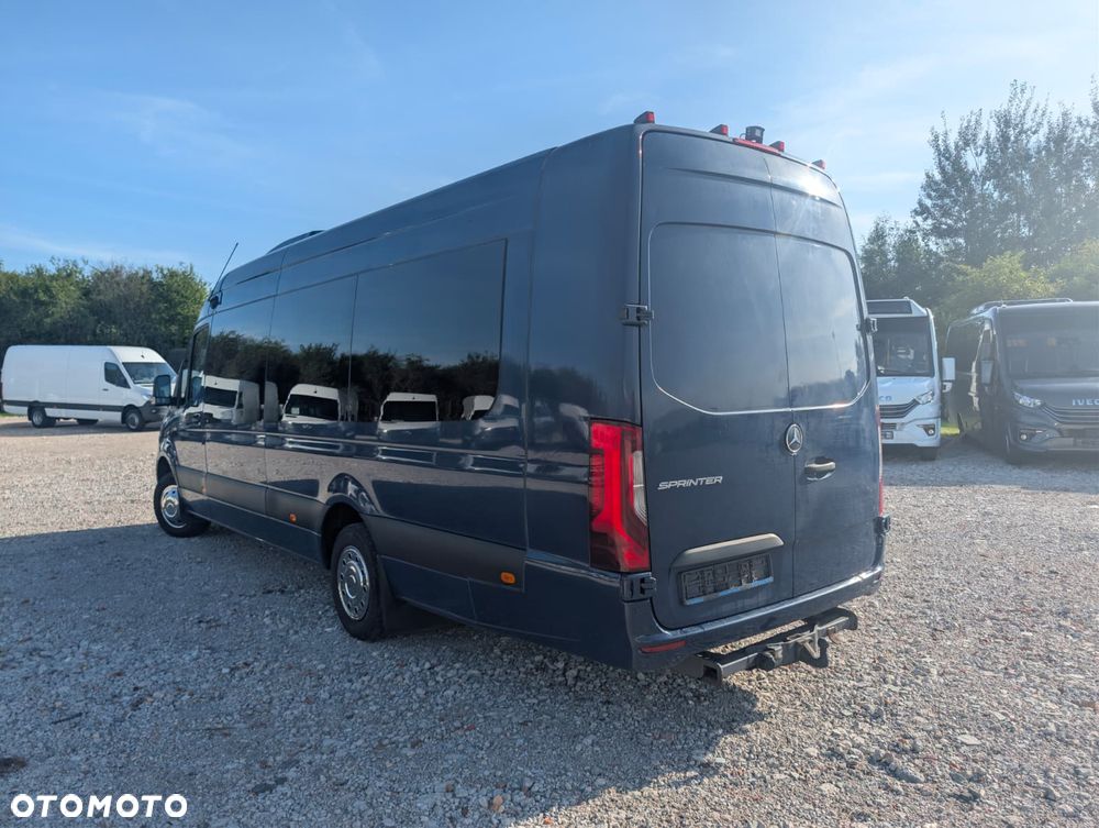 Mercedes-Benz Sprinter 519 - 7