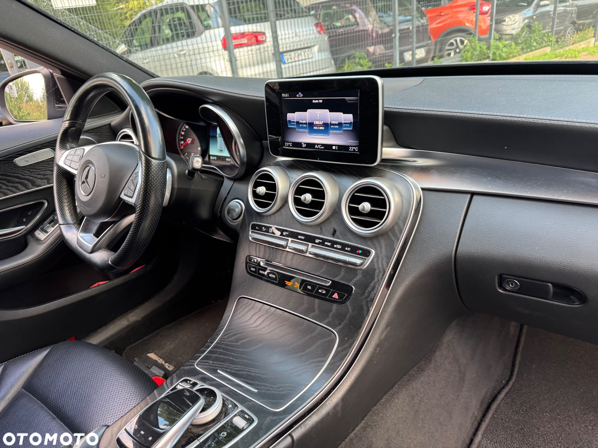 Mercedes-Benz Klasa C 200 4-Matic 9G-TRONIC - 17