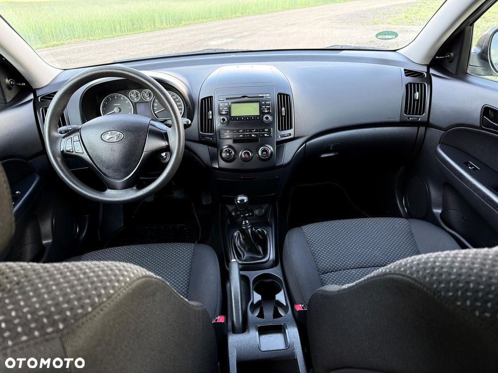 Hyundai i30 1.4 Comfort - 14