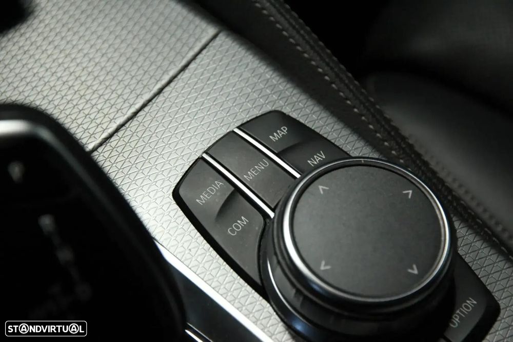 BMW 640 Gran Turismo d xDrive Pack M - 14