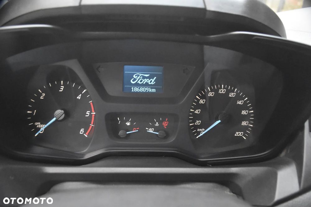 Ford Transit Custom - 12