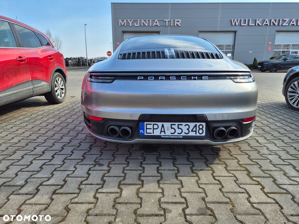 Porsche 911 Carrera PDK - 9