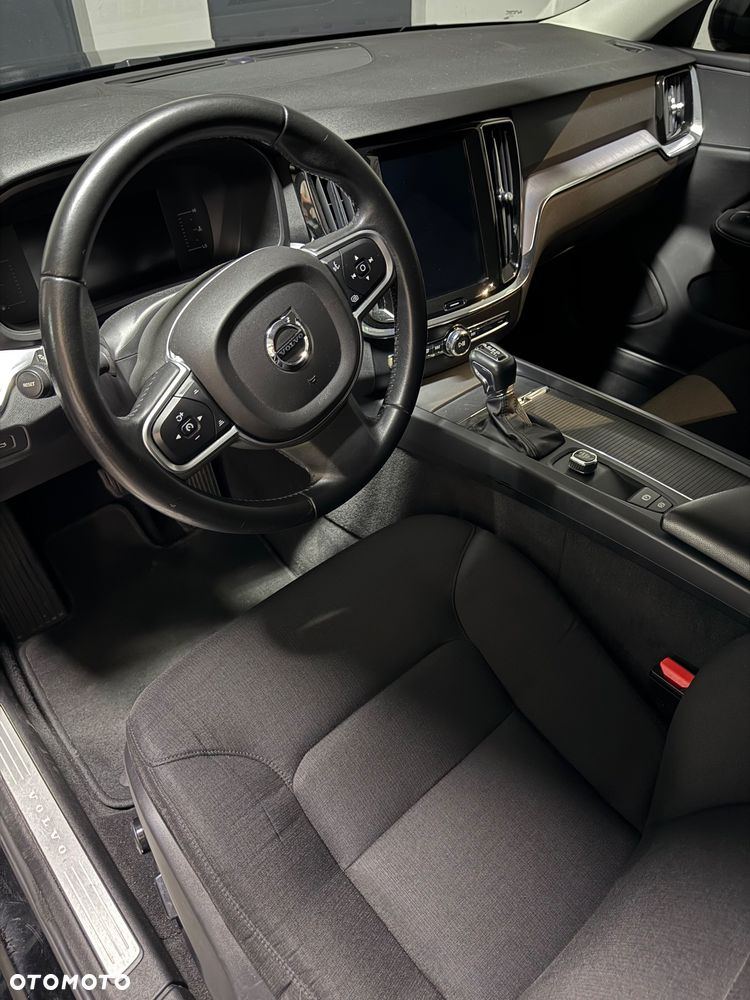 Volvo V60 D4 Momentum - 15