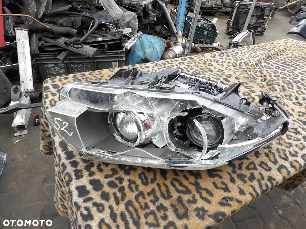 BMW - F10 - XENON - LIFT - SKRĘTNA - PRAWA LAMPA PRZEDNIA - ROZBITE SZKŁO - EUROPA - 7378518 - 1