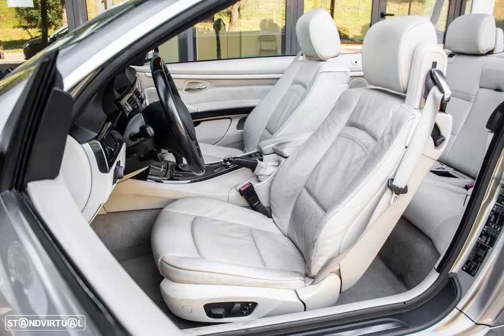 BMW 320 d Cabrio Auto - 29