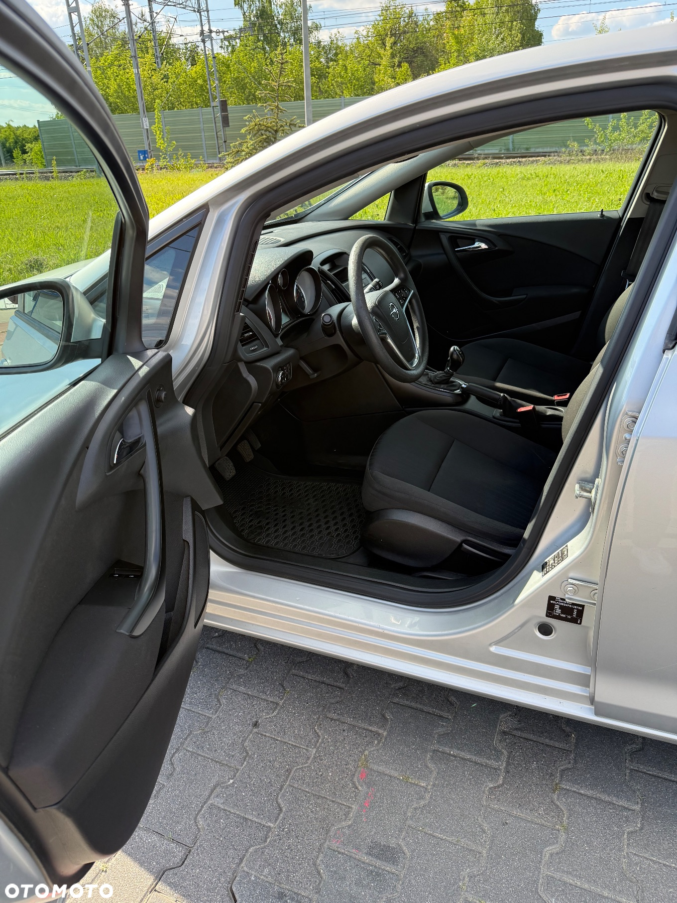 Opel Astra IV 1.6 Essentia - 14