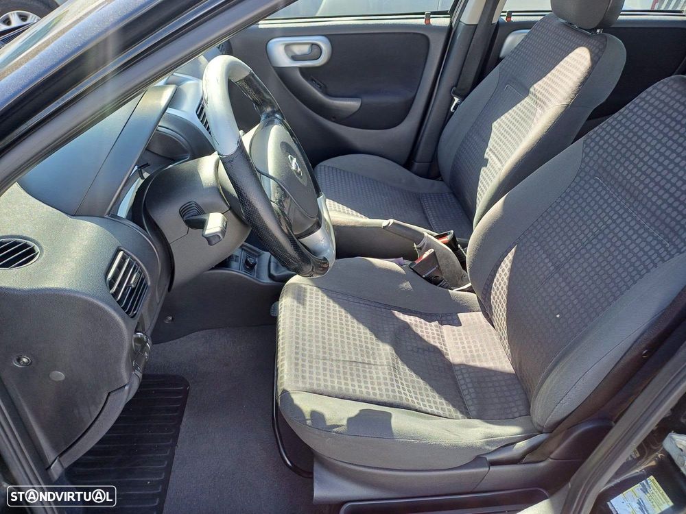 Opel Corsa 1.7 DTi 16V Elegance — fotografia 7