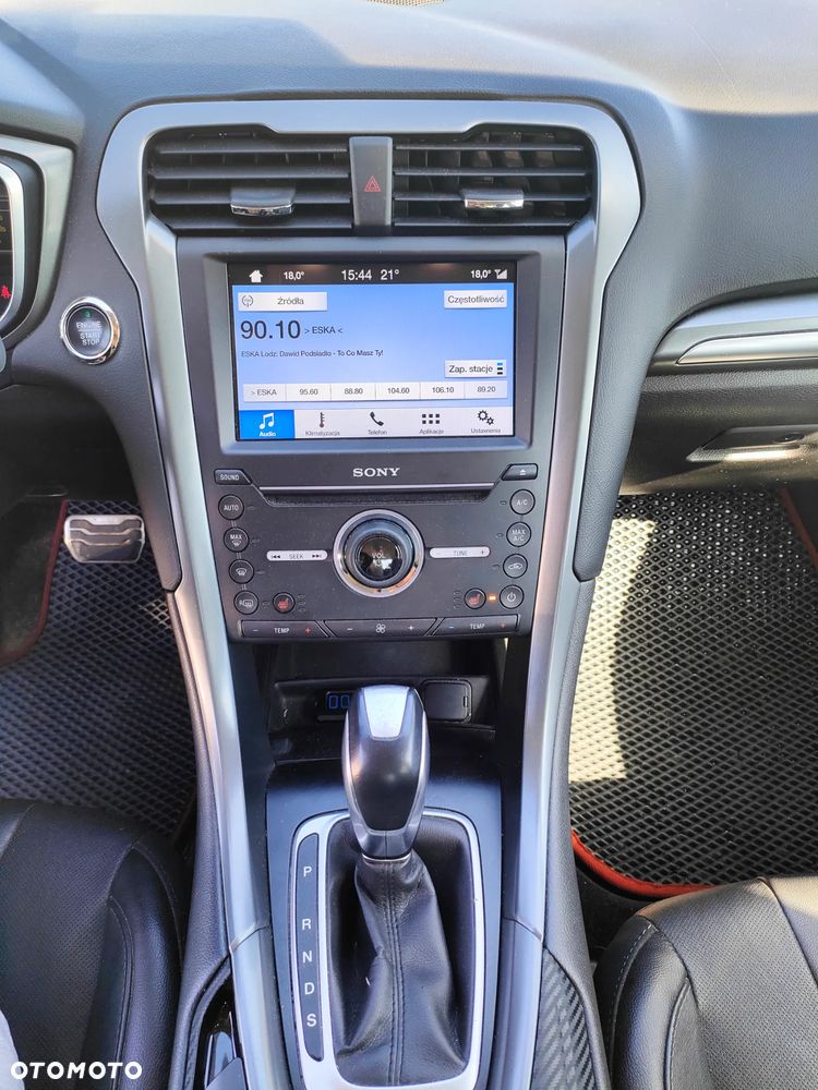 Ford Fusion - 9