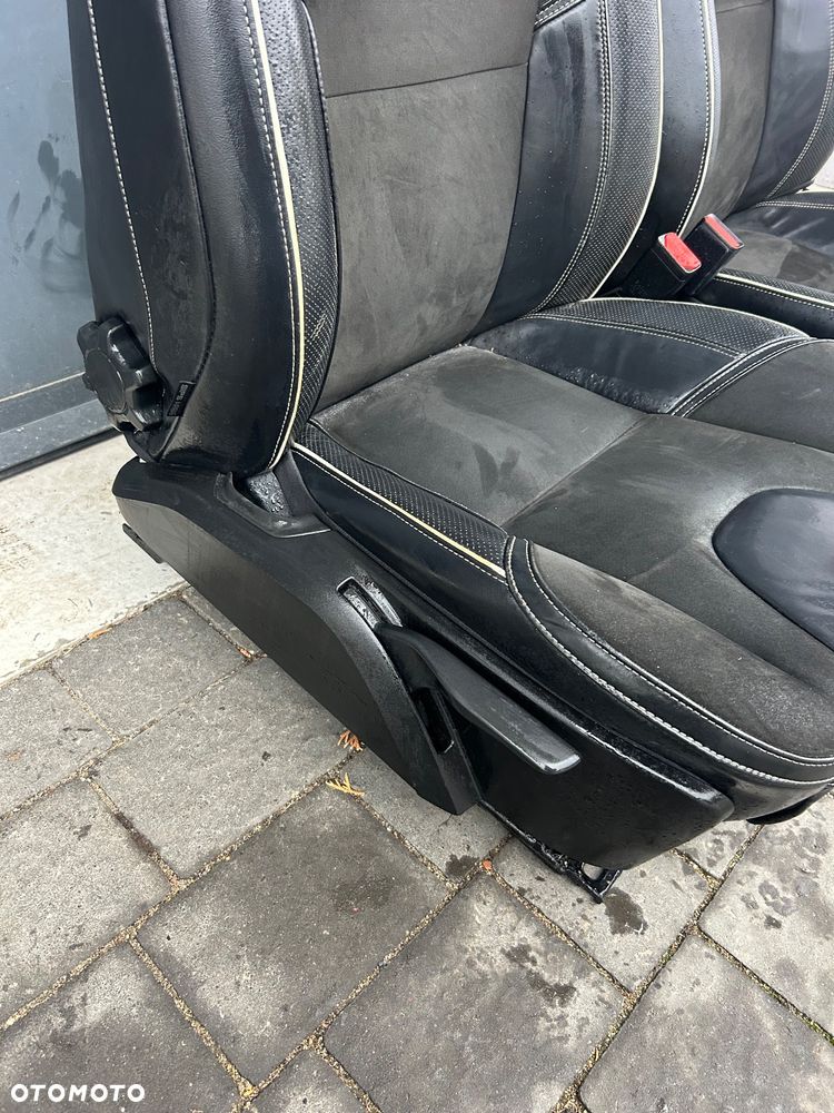 Volvo v-40 II R-Design komplet foteli fotele skóra tapicerka   2012-2016 - 6